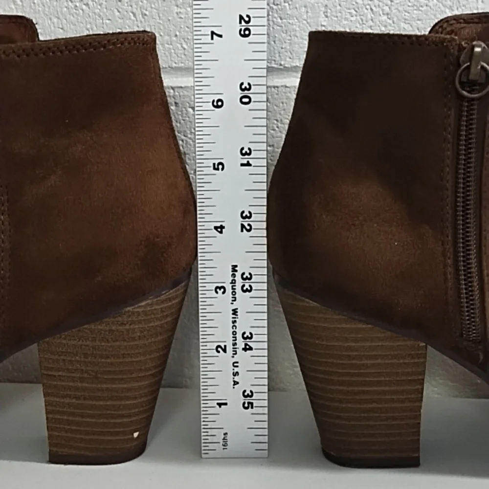Merona Faux Chocolate Suede Ankle Boots Block Heel 8.5 Side Zip